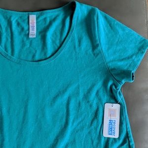 Lularoe small classic t